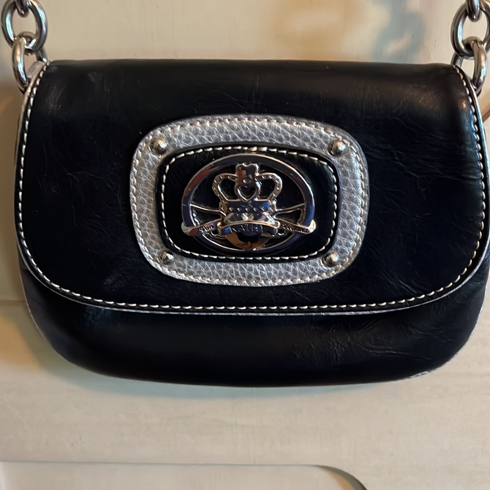 Kathy Ireland small leather crossbody purse